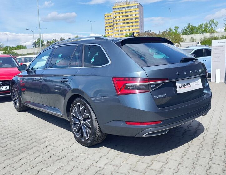 Škoda Superb Kombi 2,0 l 147 kw