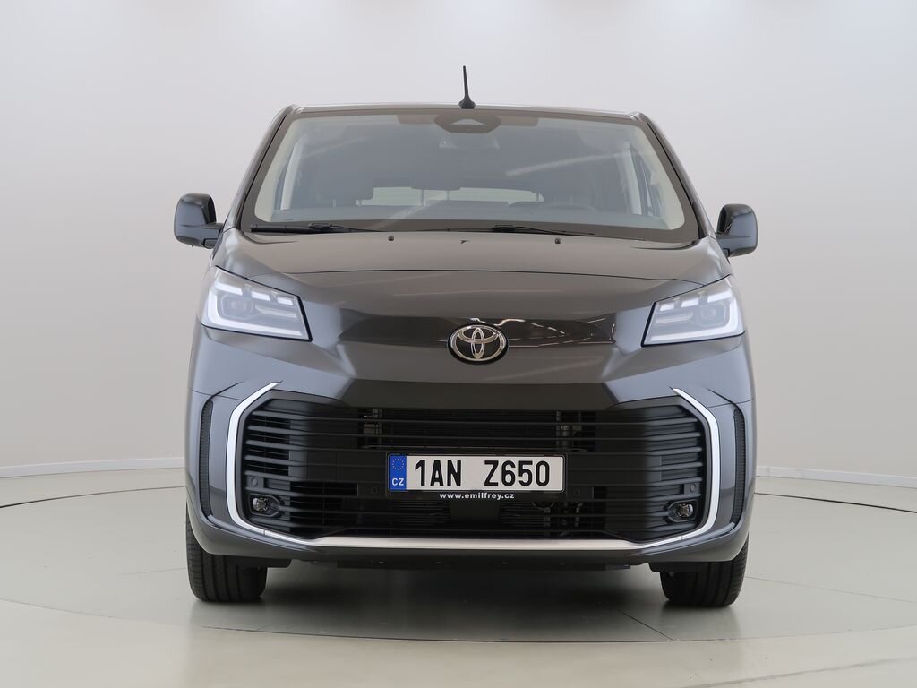 Toyota ProAce Verso VAN / Minibus 2,2 l 0