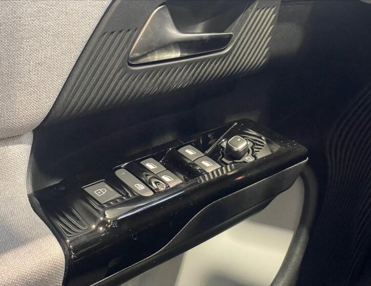 Citroën C5 Aircross SUV / Terénní 1,2 l 107 kw