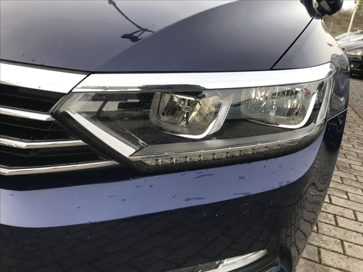 Volkswagen Passat Kombi 2,0 l 140 kw