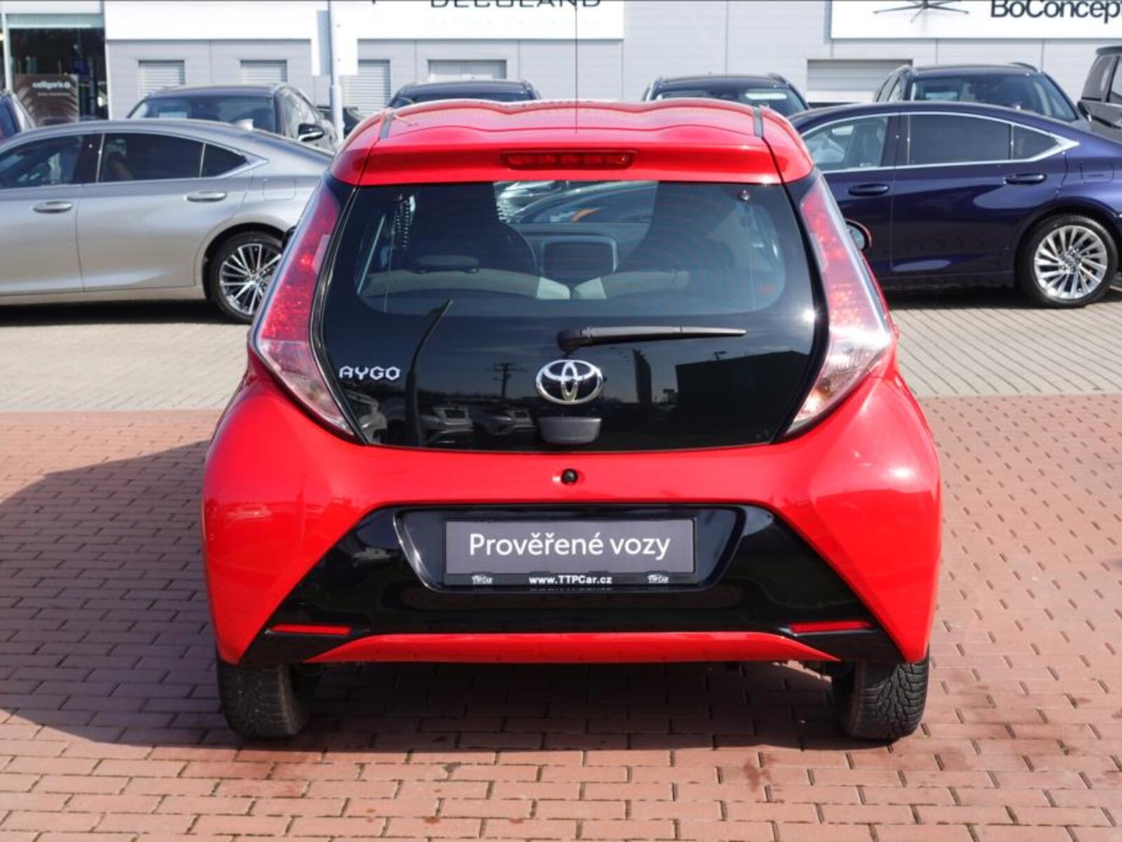 Toyota Aygo 5