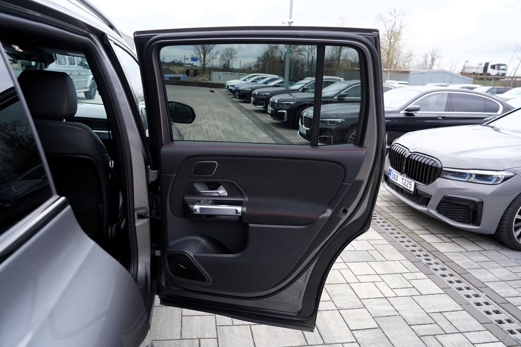 Mercedes-Benz GLB SUV / Terénní 2,0 l 110 kw