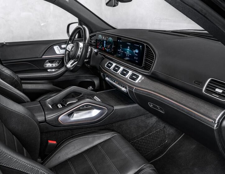 Mercedes-Benz GLS SUV / Terénní 2,9 l 243 kw