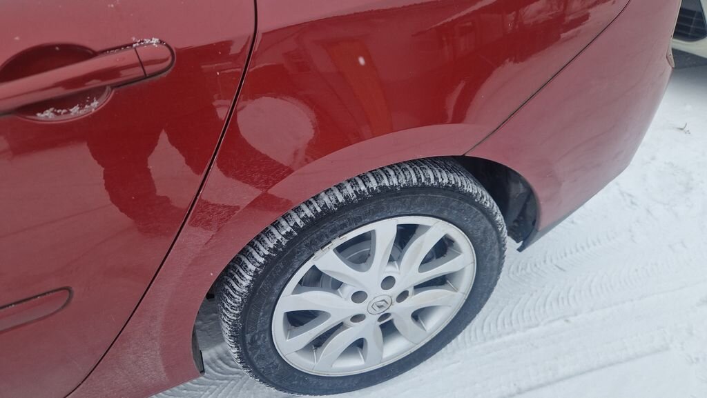 Renault Laguna Sedan 2,0 l 110 kw