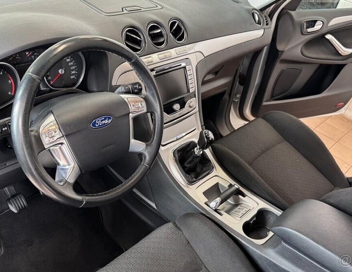 Ford S-MAX SUV / Terénní 0,0 103 kw