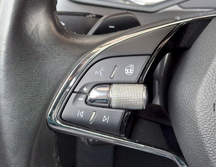 Škoda Superb Sedan / Limuzína 2,0 l 110 kw