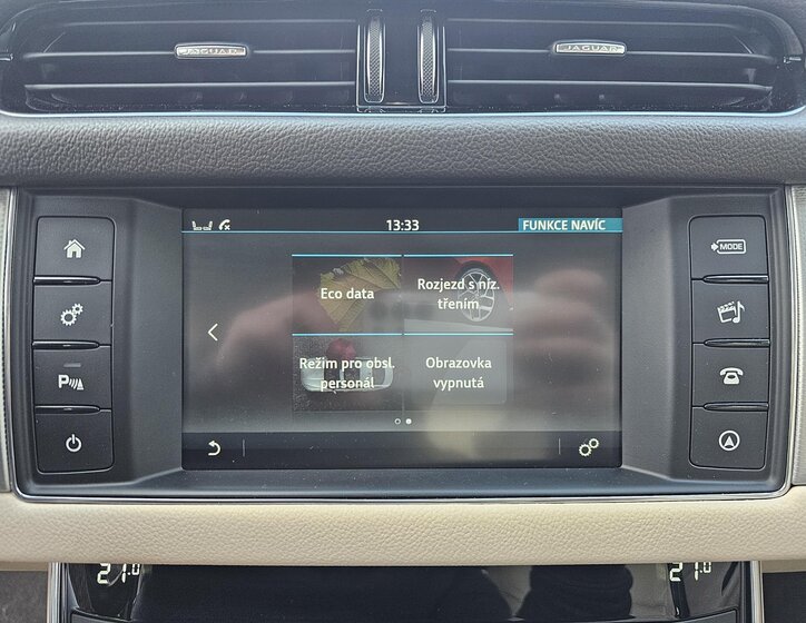 Jaguar XF Sedan 2,0 l 177 kw