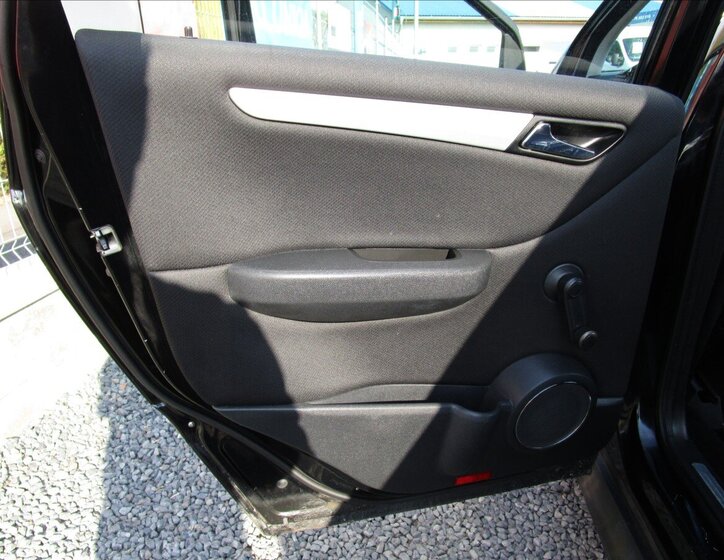 Mercedes-Benz Třídy B Kombi 2,0 l 80 kw