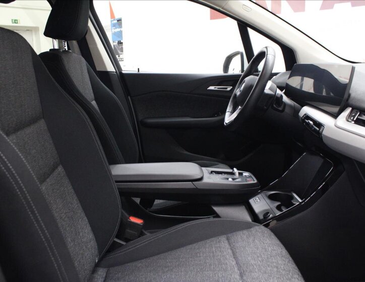 BMW Řada 2 MPV 1,5 l 100 kw