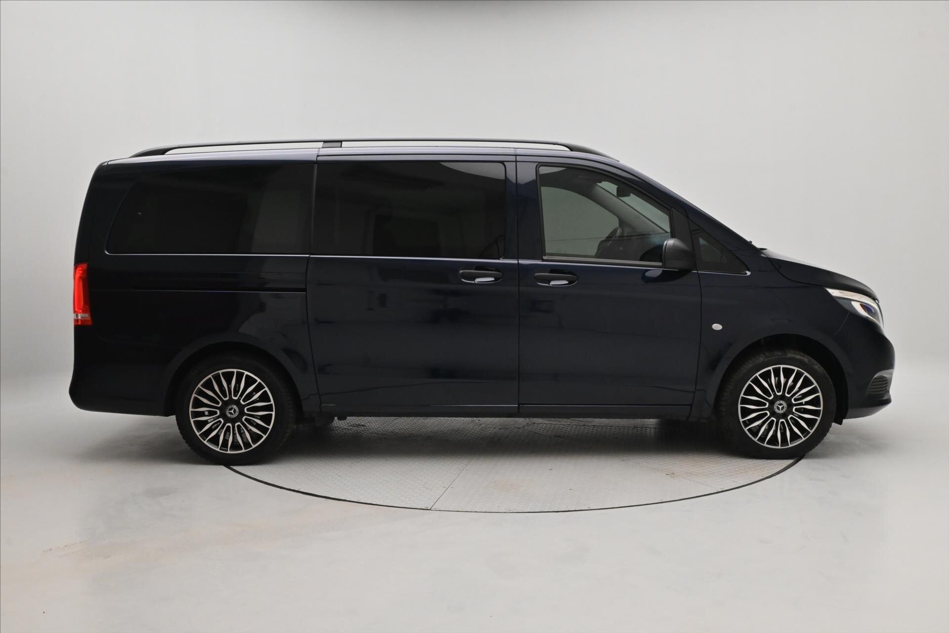 Mercedes-Benz Vito MPV 2,1 l 120 kw