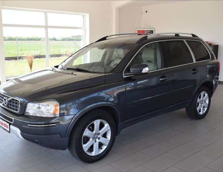 Volvo XC90 SUV / Terénní 2,4 l 136 kw