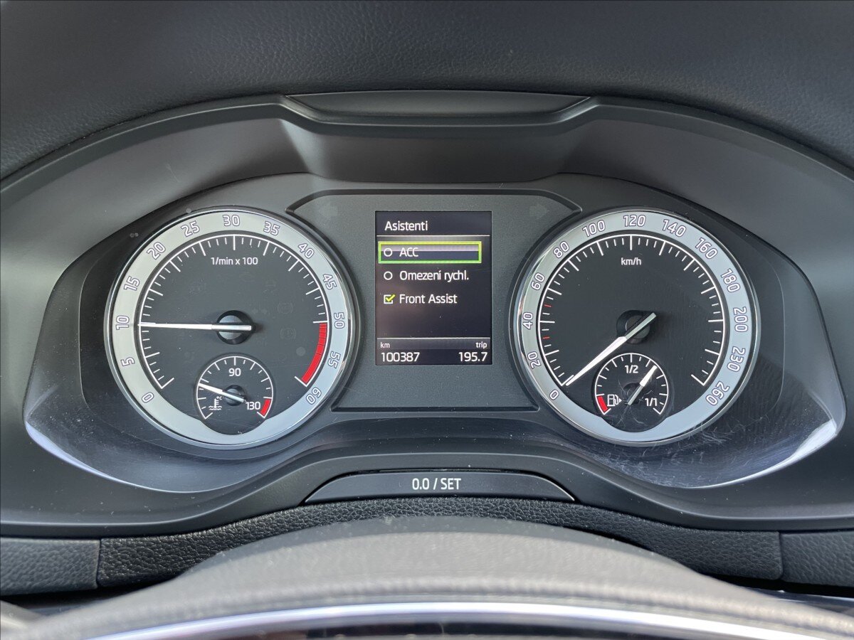 Škoda Karoq SUV / Terénní 2,0 l 110 kw