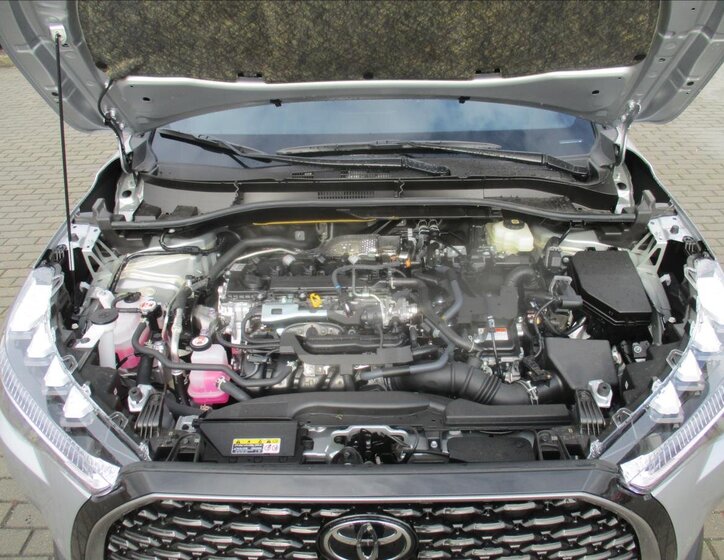 Toyota Corolla Cross 26