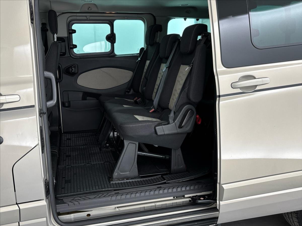 Ford Tourneo Custom Kombi 2,0 l 125 kw