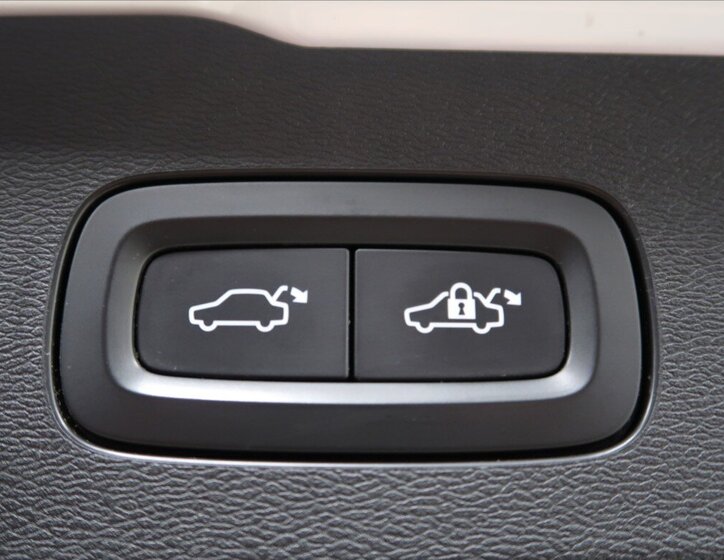 Volvo V60 Kombi 2,0 l 140 kw