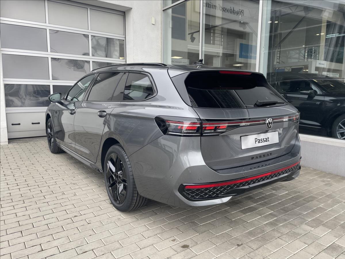 Volkswagen Passat Kombi 1,5 l 200 kw