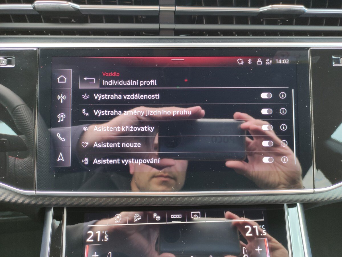 Audi Q8 SUV / Terénní 3,0 l 210 kw