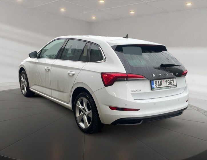 Škoda Scala 4