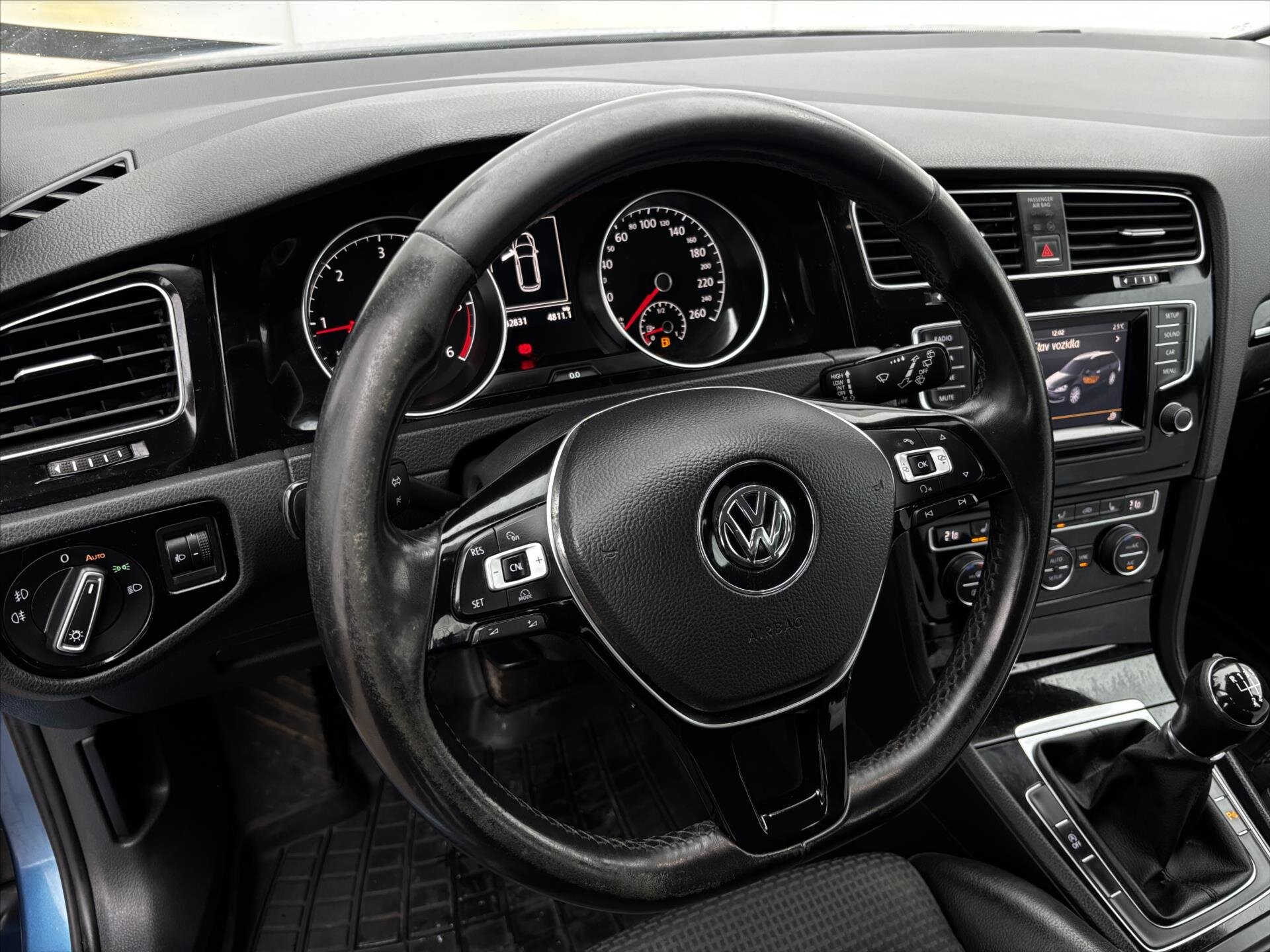 Volkswagen Golf Kombi 1,6 l 77 kw