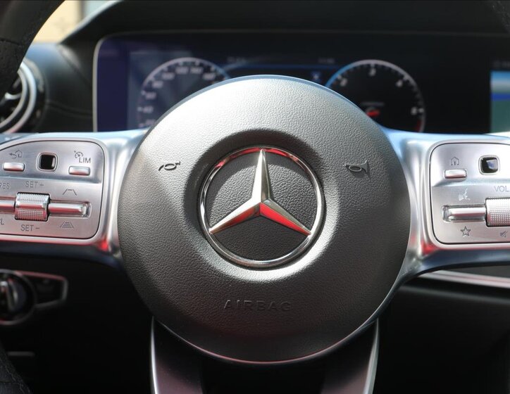 Mercedes-Benz Třídy E Kupé 2,9 l 250 kw