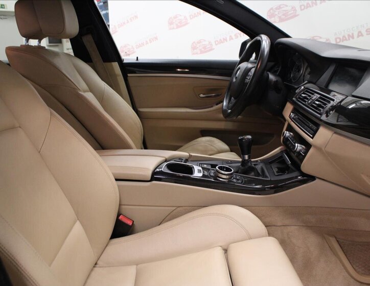 BMW Řada 5 Sedan / Limuzína 3,0 l 150 kw