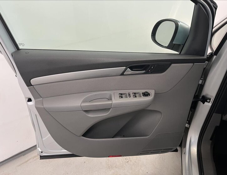Volkswagen Sharan MPV 2,0 l 130 kw