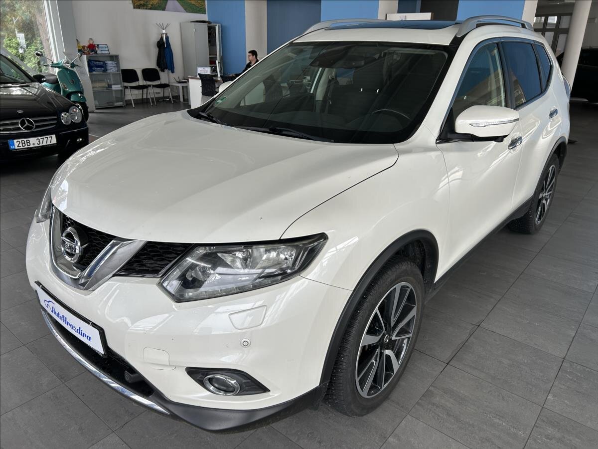 Nissan X-Trail SUV / Terénní 2,0 l 130 kw