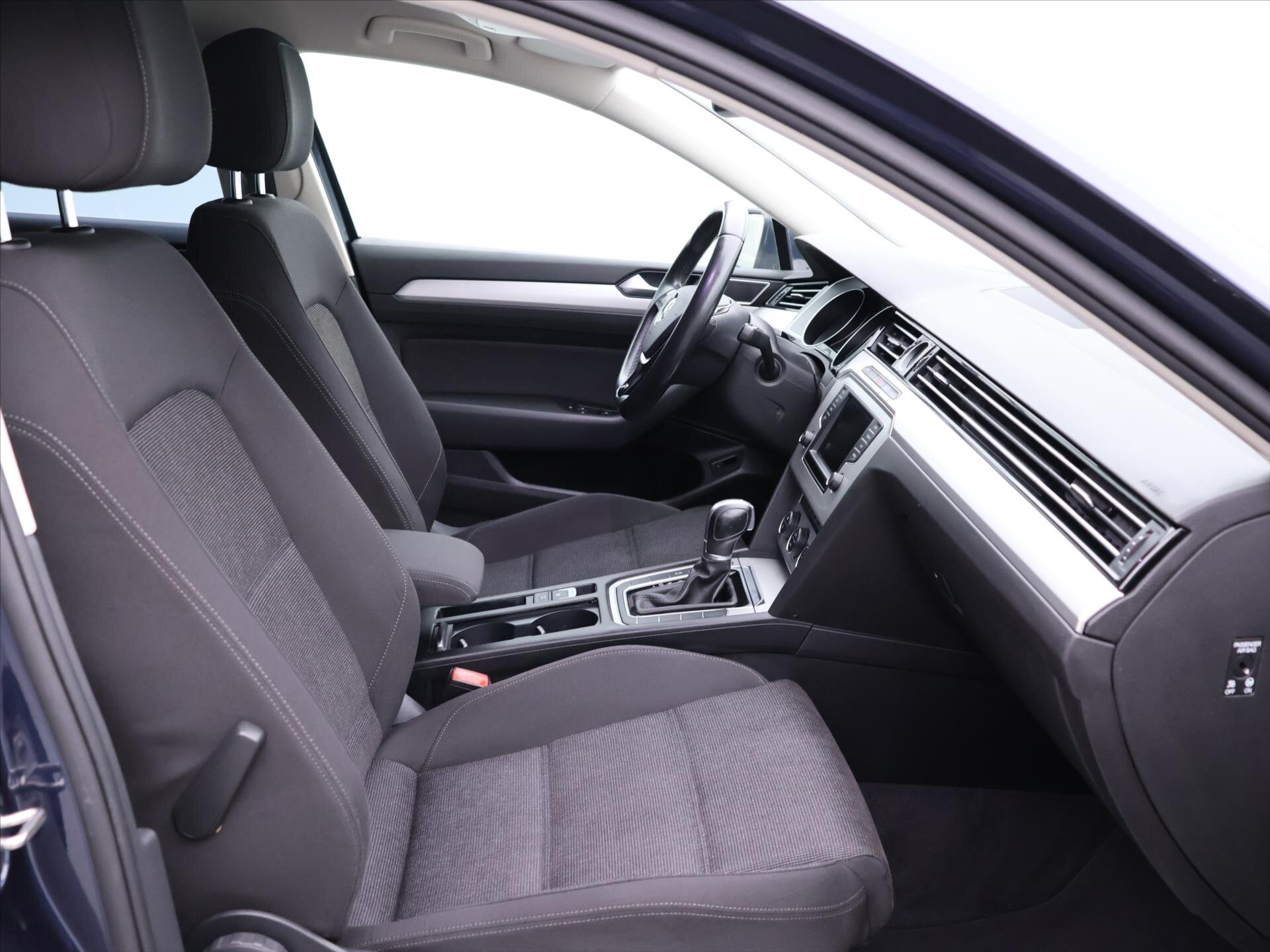 Volkswagen Passat Sedan 1,4 l 110 kw