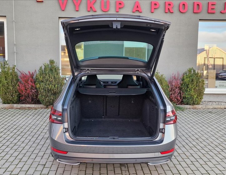 Škoda Superb 40