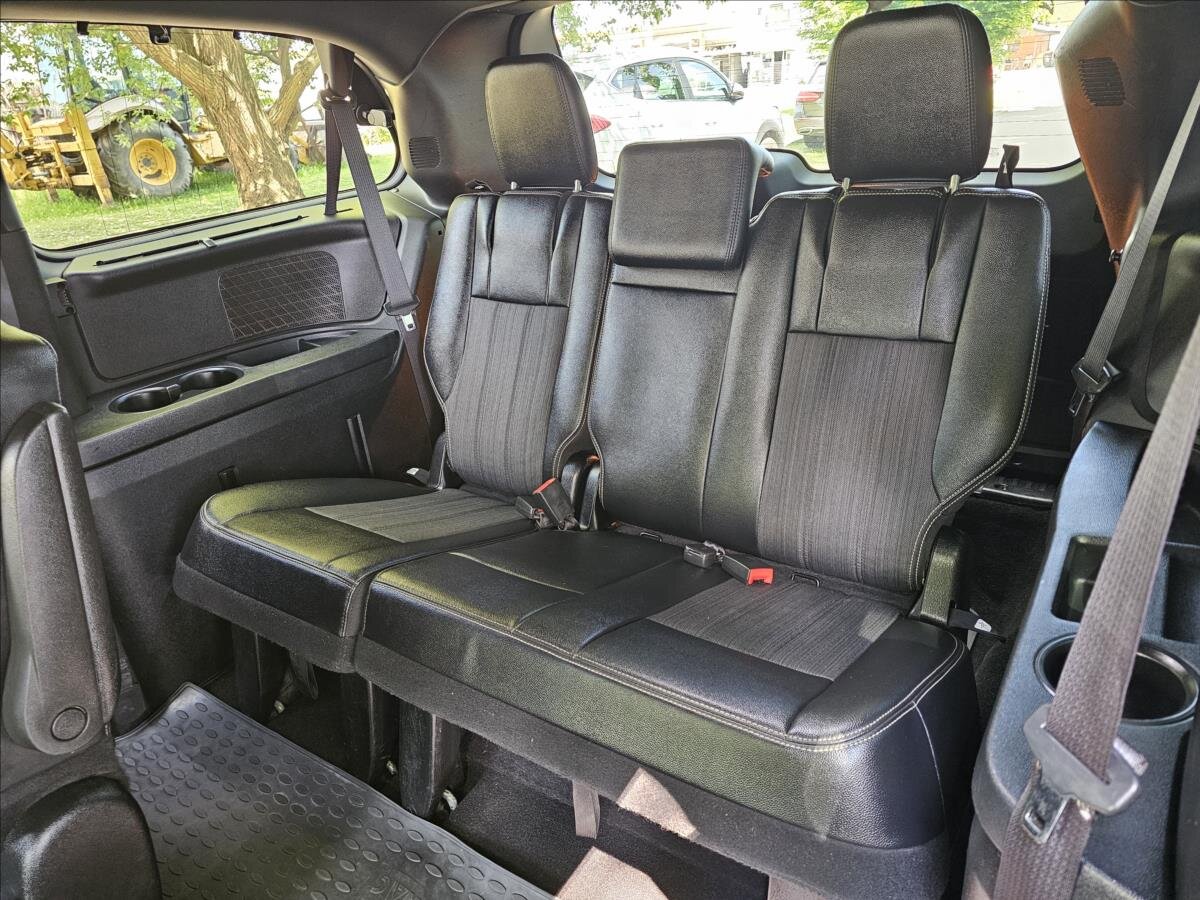 Lancia Voyager MPV 2,8 l 130 kw