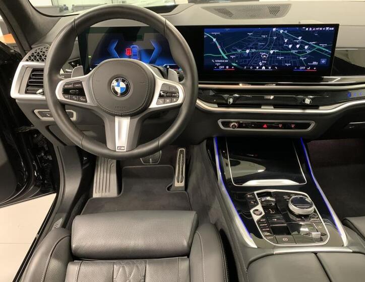 BMW X7 9