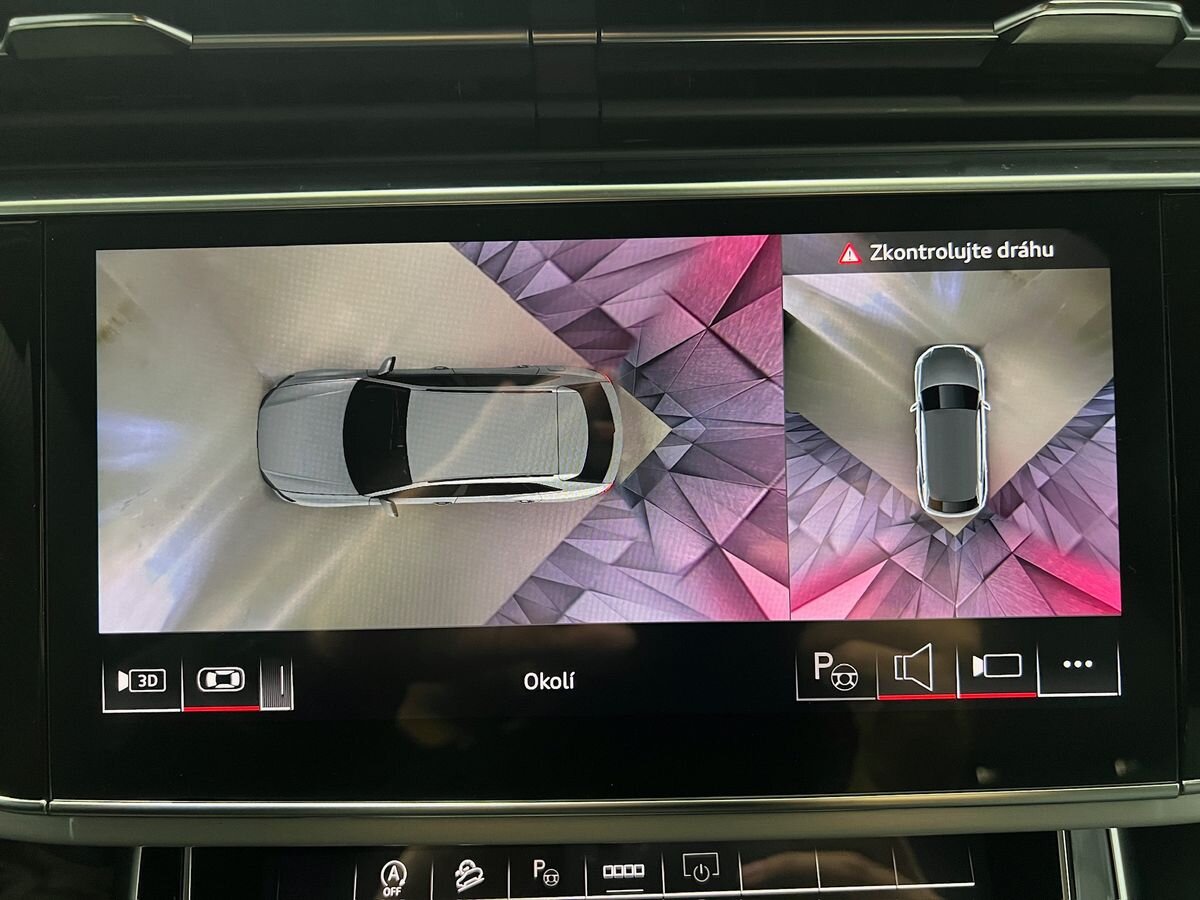 Audi Q8 SUV / Terénní 3,0 l 210 kw