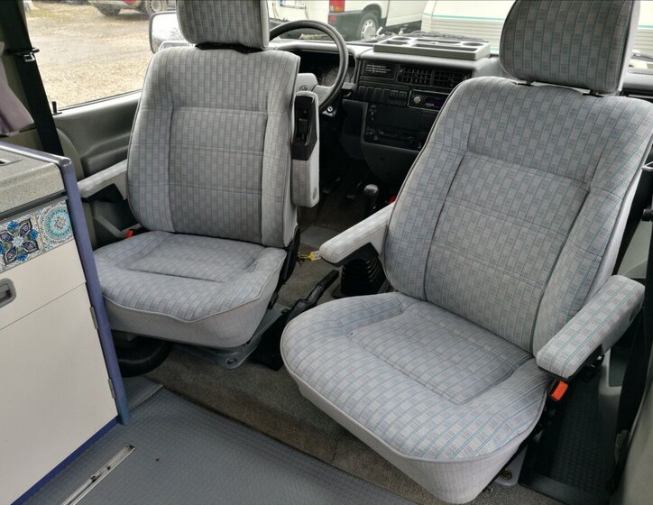 Volkswagen Ostatní Ostatní 2,4 l 57 kw