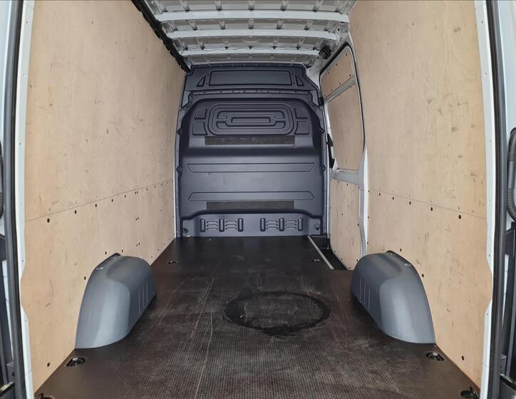 Mercedes-Benz Sprinter 19