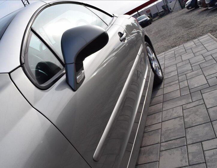 Peugeot 207 Kabriolet 1,6 l 88 kw