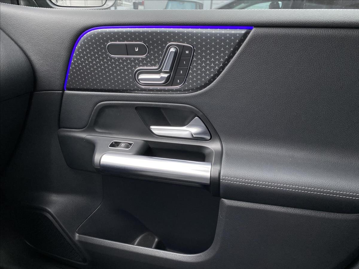 Mercedes-Benz Třídy B MPV 1,3 l 100 kw