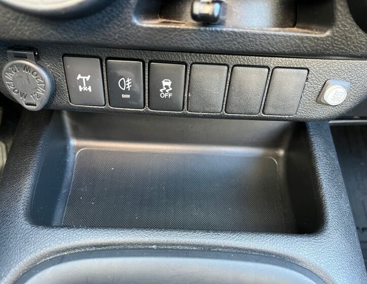 Toyota Hilux Pick-up 2,4 l 110 kw