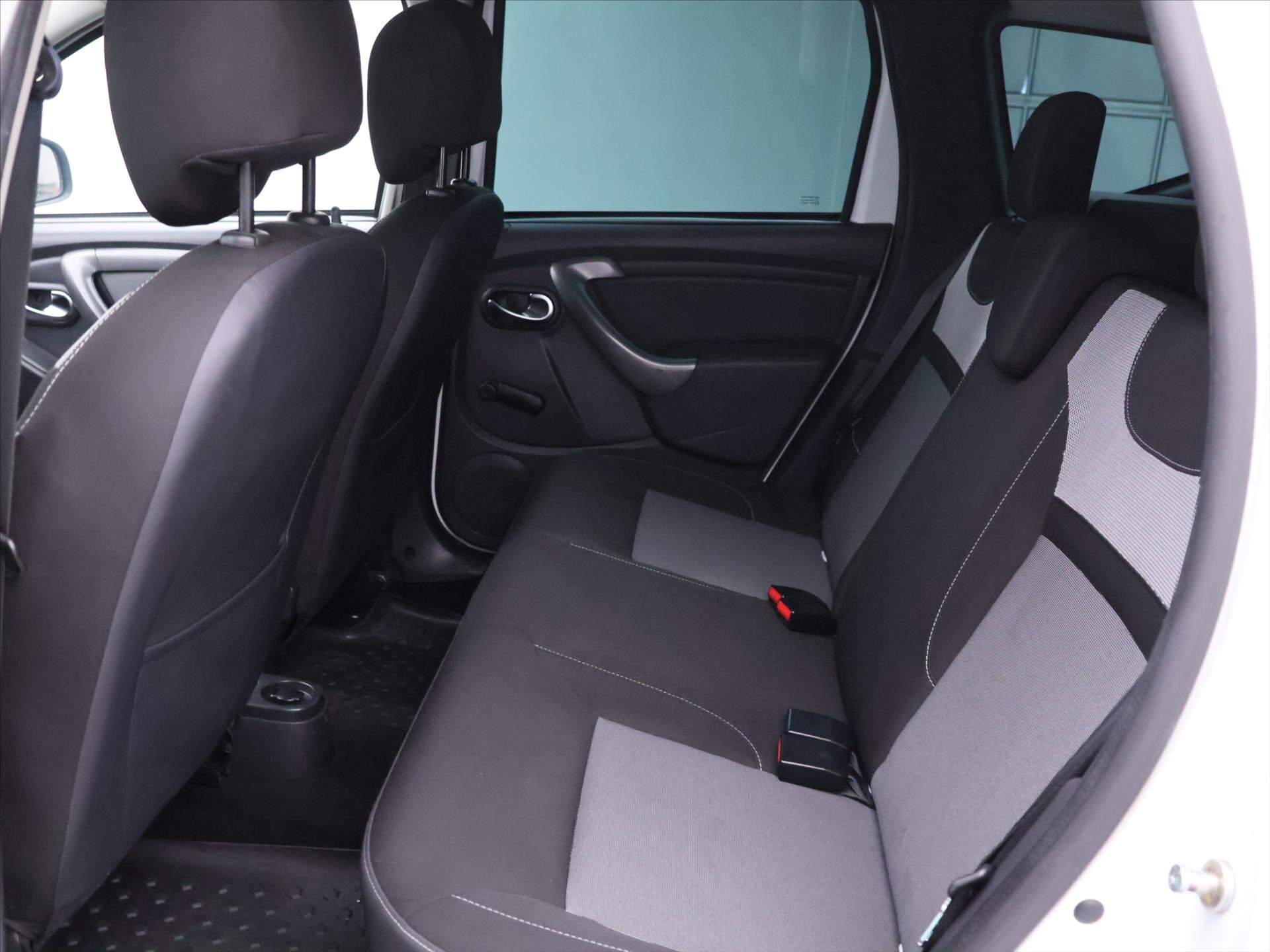 Dacia Duster SUV 1,6 l 84 kw