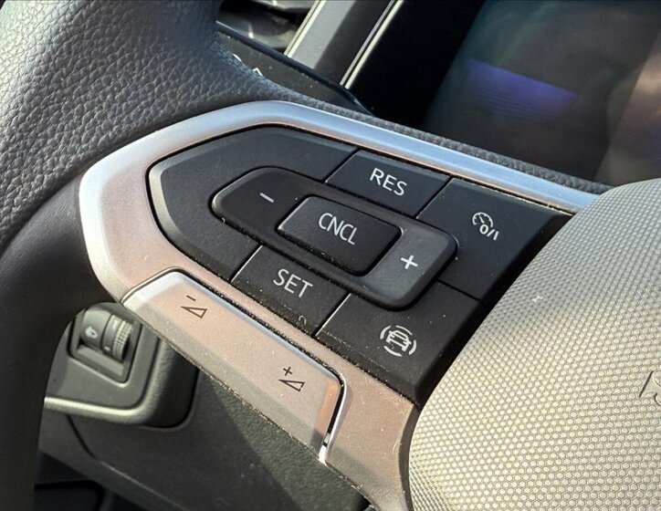 Volkswagen Polo Hatchback 999,0 70 kw