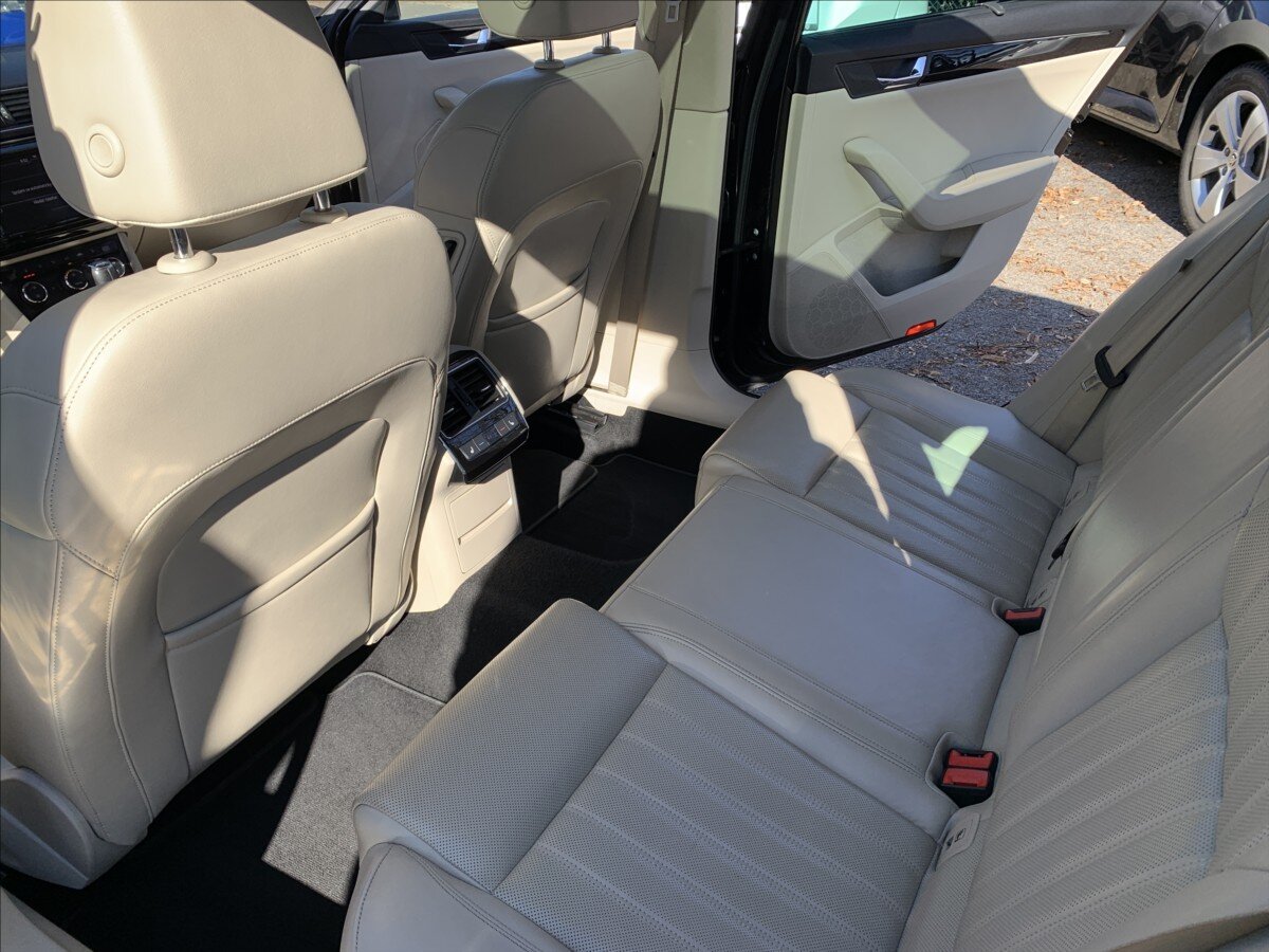 Škoda Superb Kombi 2,0 l 140 kw