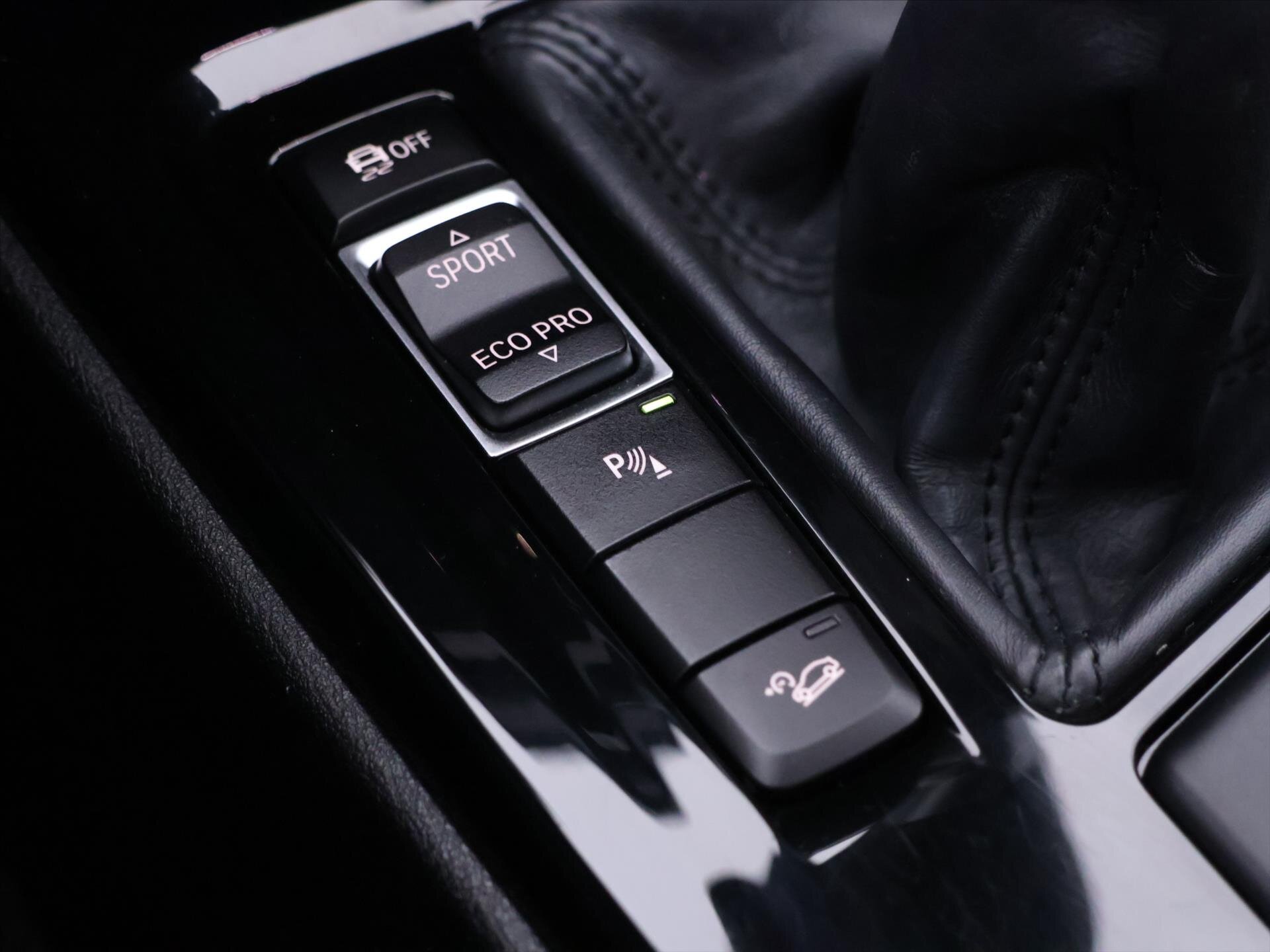 BMW X1 SUV 2,0 l 140 kw