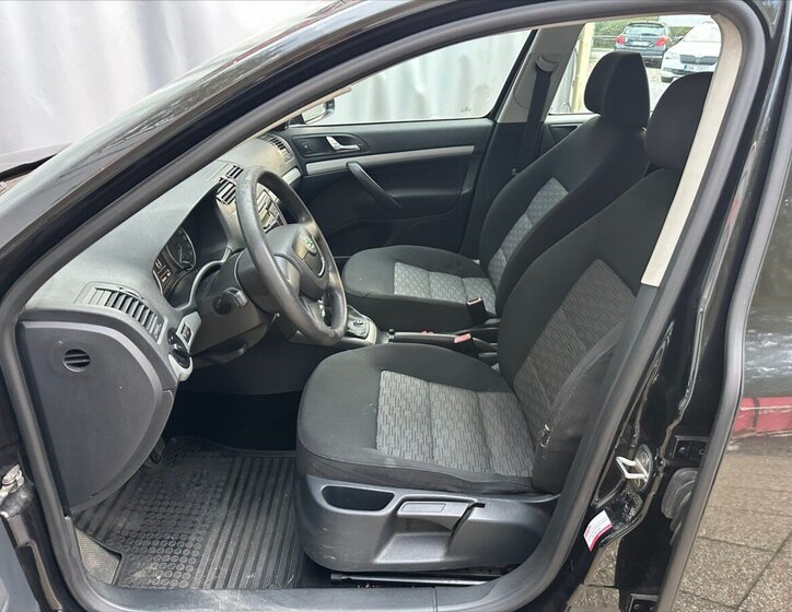 Škoda Octavia 9