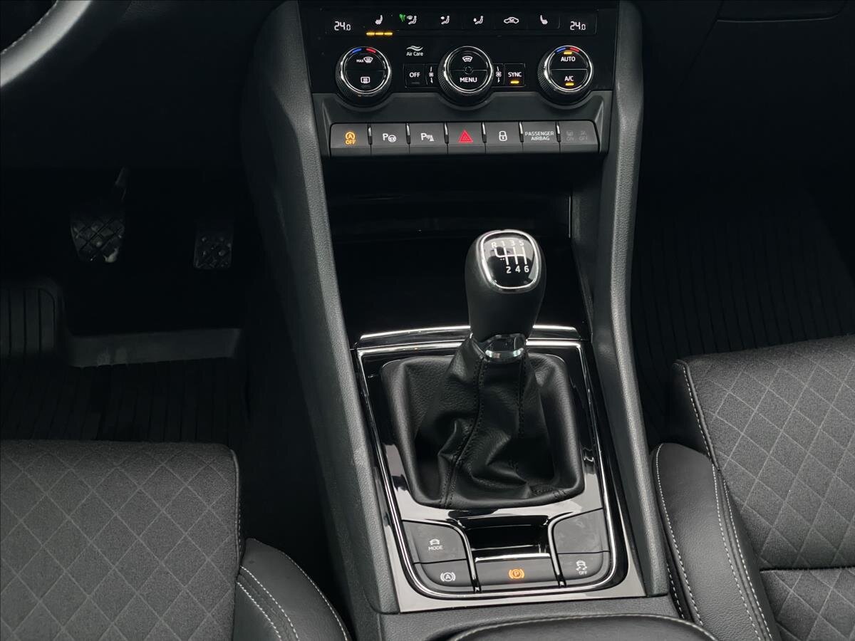 Škoda Karoq SUV 1,5 l 110 kw