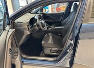 Toyota C-HR SUV 1,8 l 103 kw