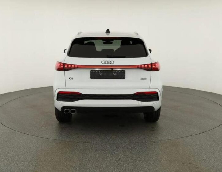 Audi Q5 SUV 2,0 l 150 kw