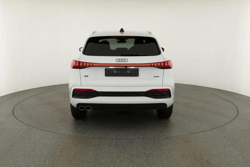 Audi Q5 SUV 2,0 l 150 kw