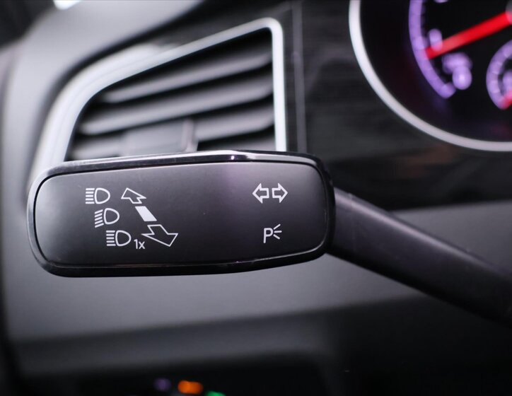 Volkswagen Golf Sportsvan 16