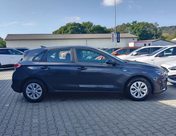 Hyundai i30 4