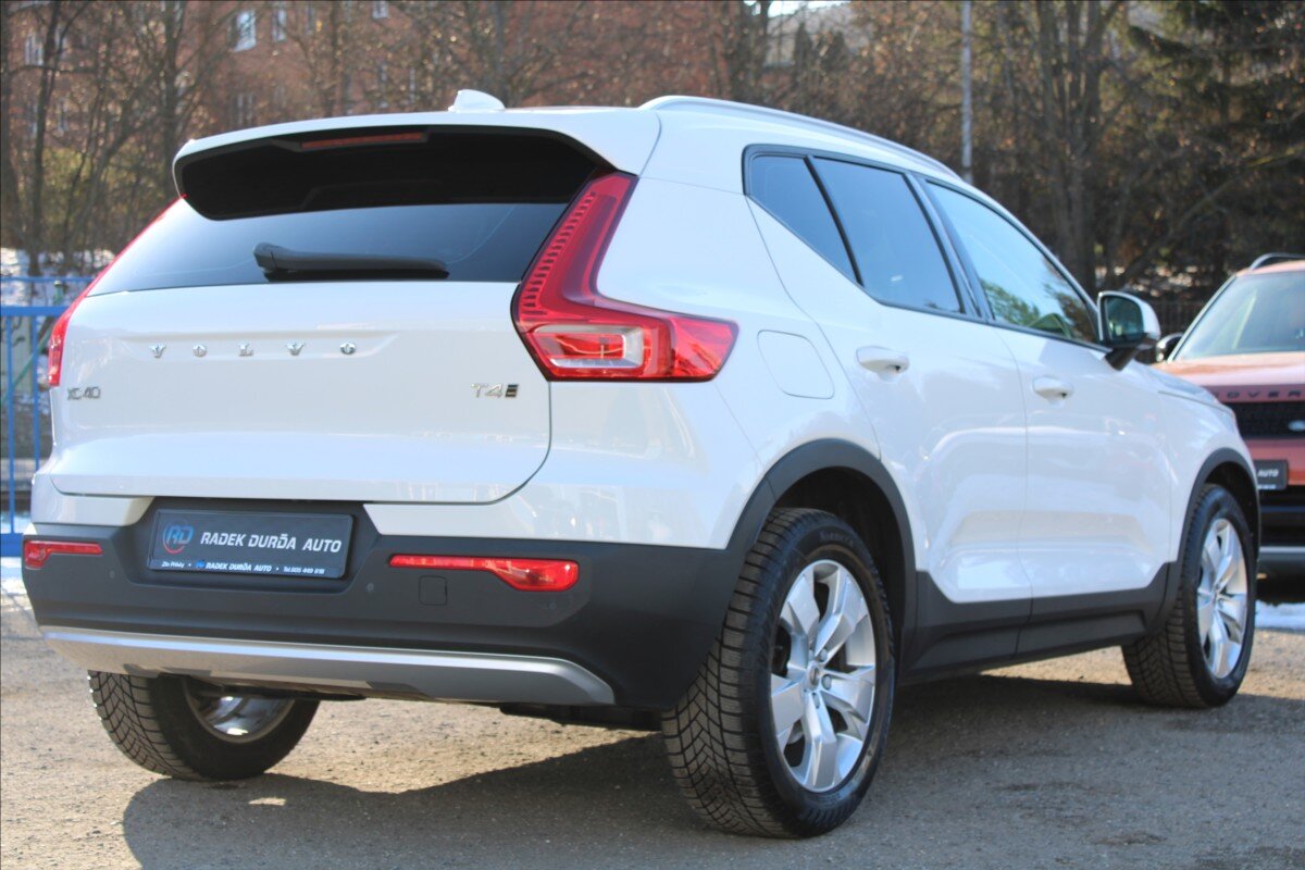 Volvo XC40 SUV 2,0 l 140 kw