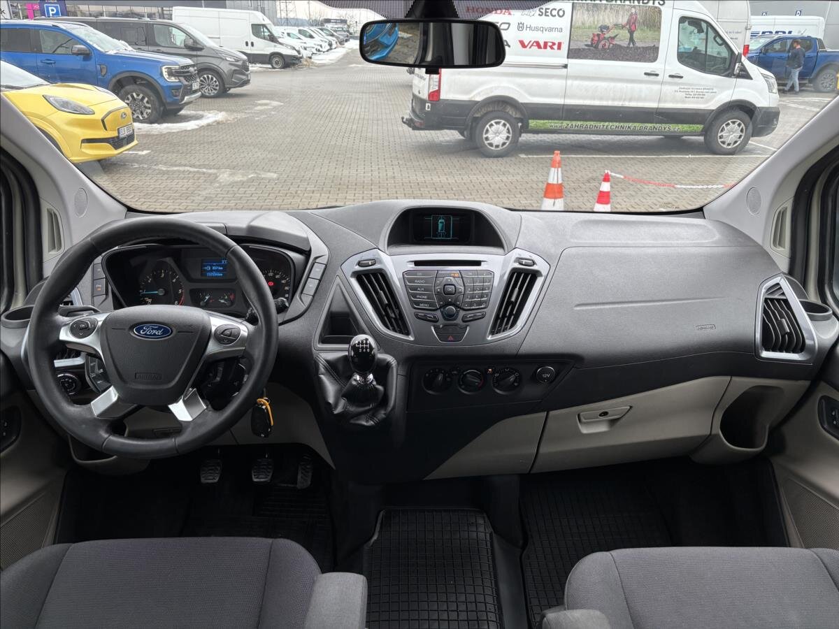 Ford Tourneo Custom Kombi 2,2 l 92 kw